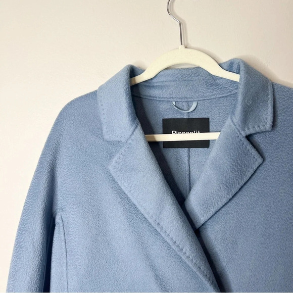 Pissenlit The Walking Coat in Light Blue - Picture 7 of 13